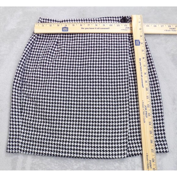 Granite Skirt Size 7 Wrap Y2K Houndstooth Preppy Retro Glam (BUNDLE PRICE $6) - Picture 2 of 5